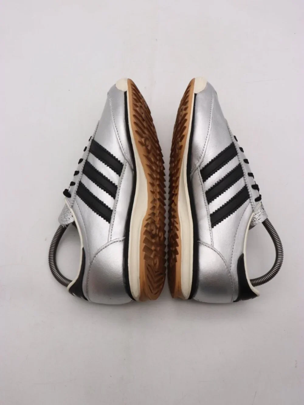 Adidas Originals SL72 OG Women’s 7.5 Sneakers Silver/Black Metallic Retro JH6363